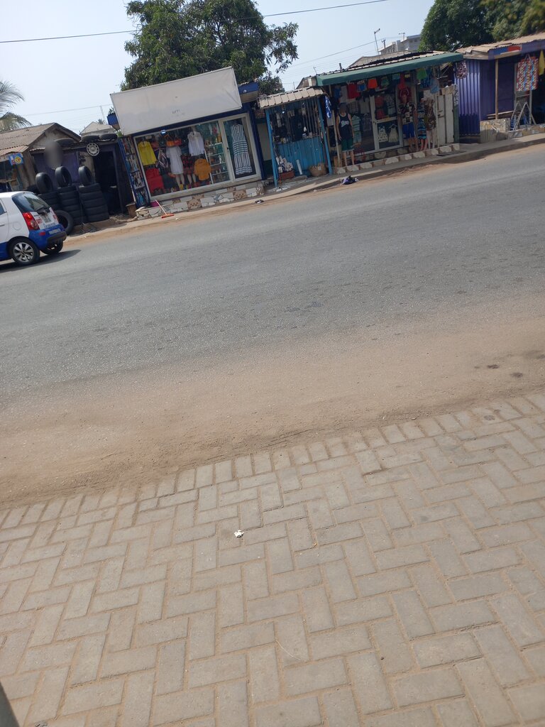 Clothing store Paradise Collections, Accra, photo