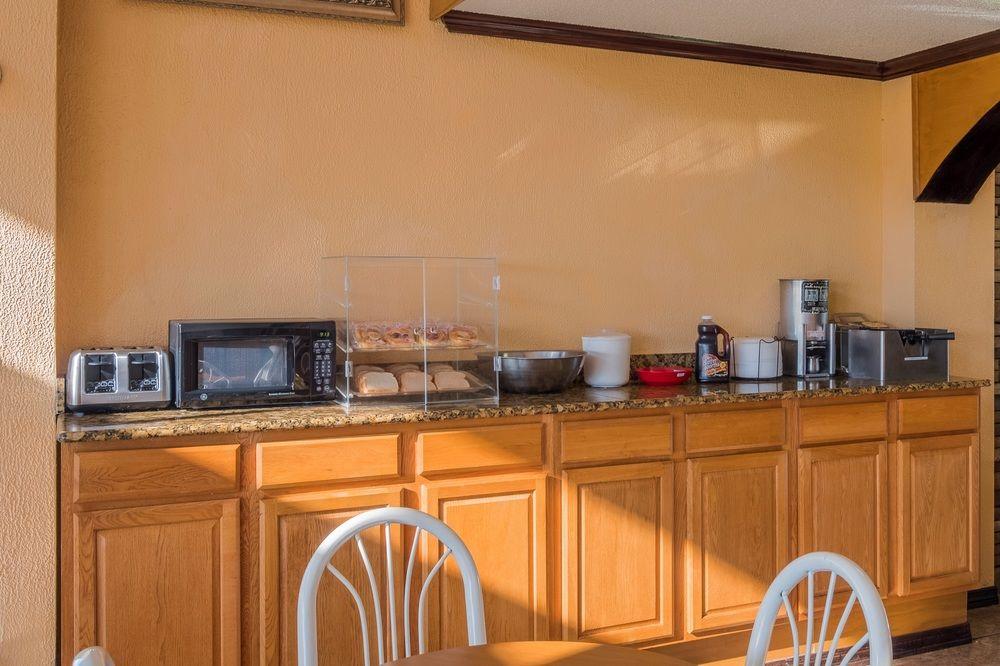 Фото Red Roof Inn Ft Myers