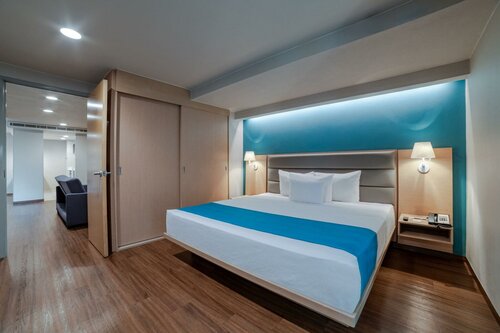 Гостиница City Express Suites by Marriott Anzures в Мехико