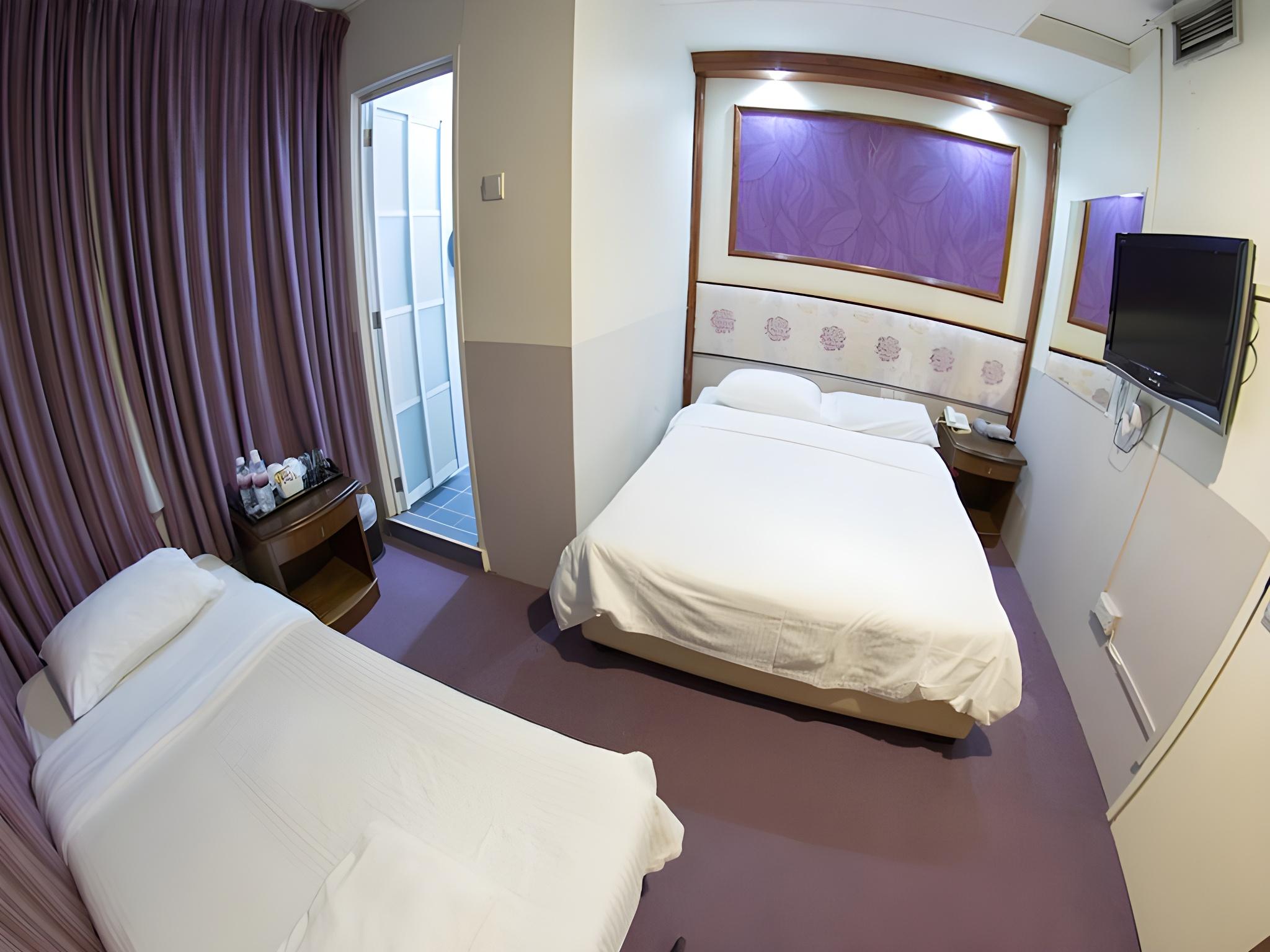 Фото отеля 2