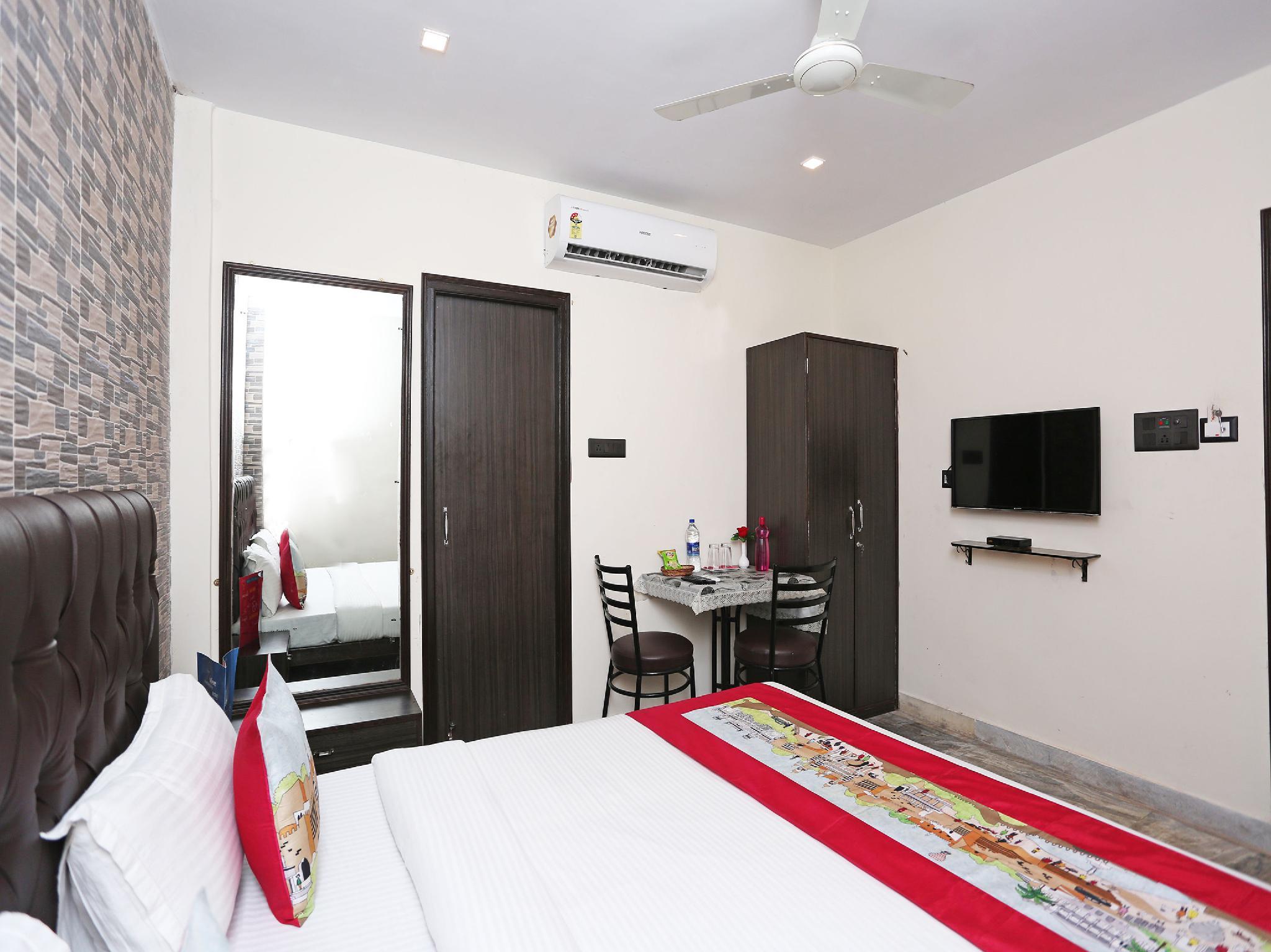 Фото Oyo 5048 Church View