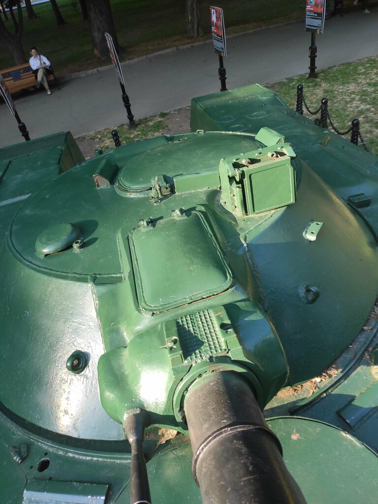 Monument to technology Боевая машина десанта БМД, Simferopol, photo