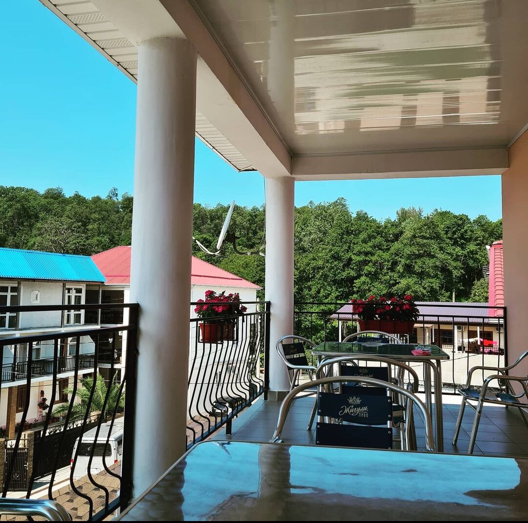 Фото отеля 1