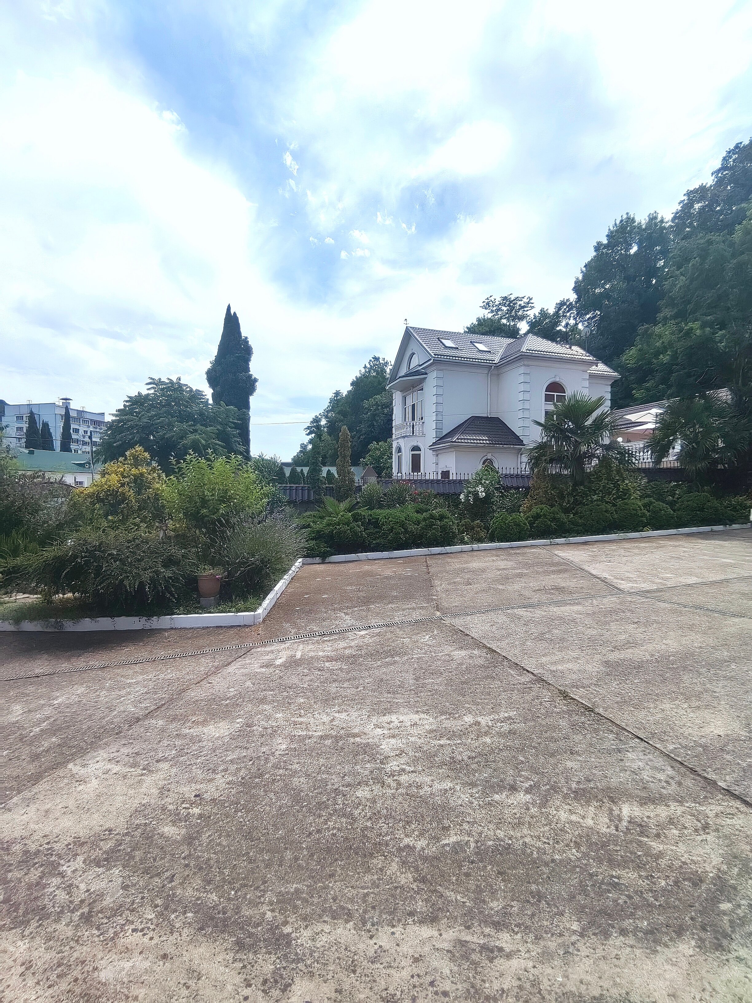 Фото Уютный Дворик