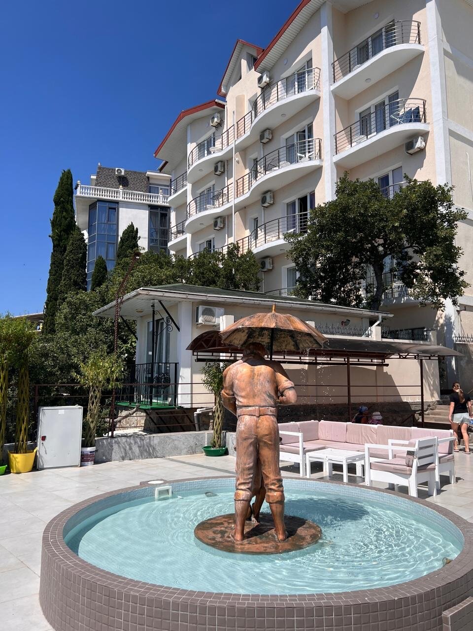 Фото отеля 1