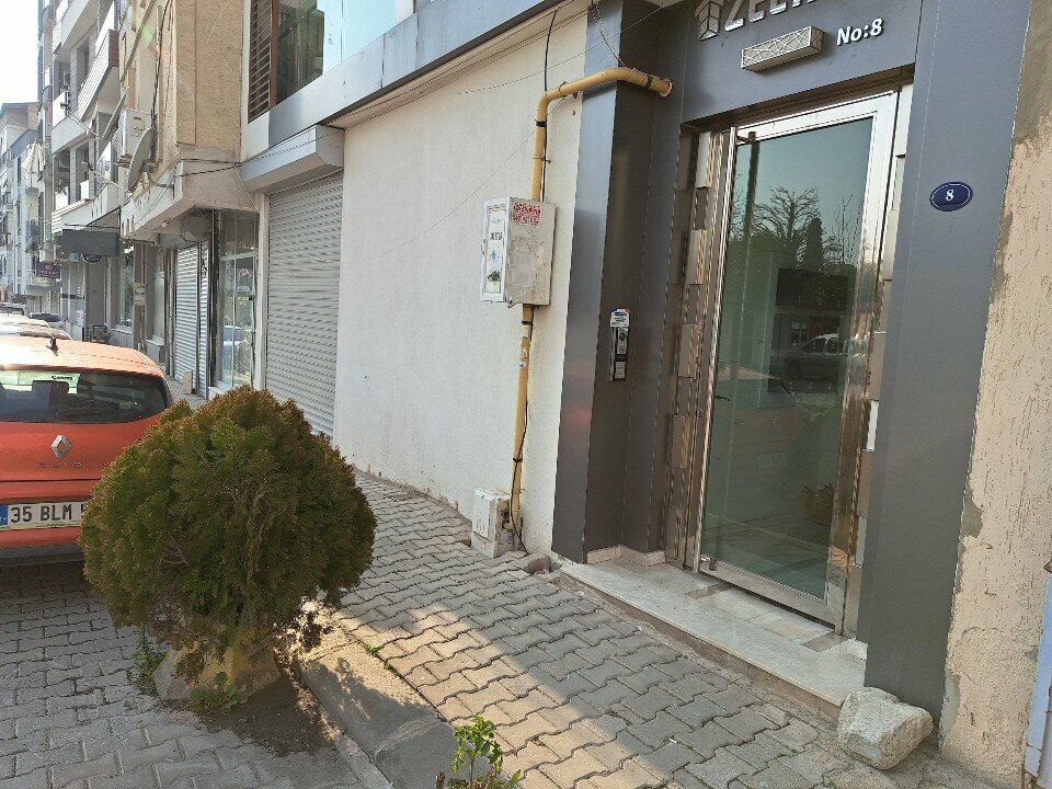 Real estate agency Guler Real Estate Bornova, Izmir, photo