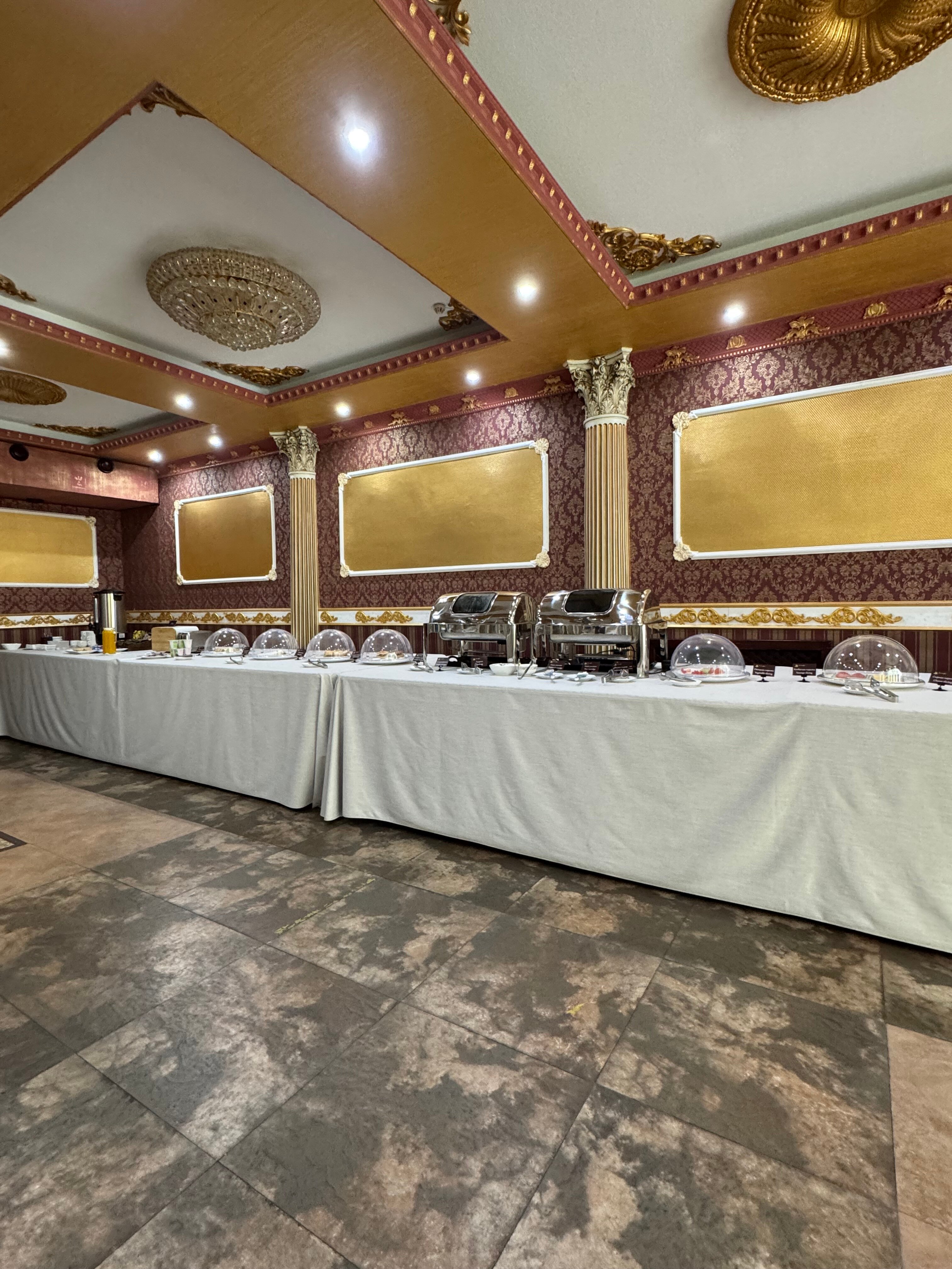 Фото Altyn Adam Hotel