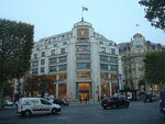 Louis Vuitton (8e Arrondissement, Avenue des Champs-Élysées, 101), fur and leather shop