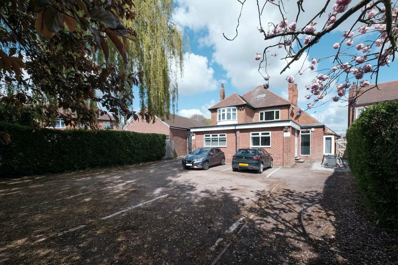 Фото Pickering Park Hotel