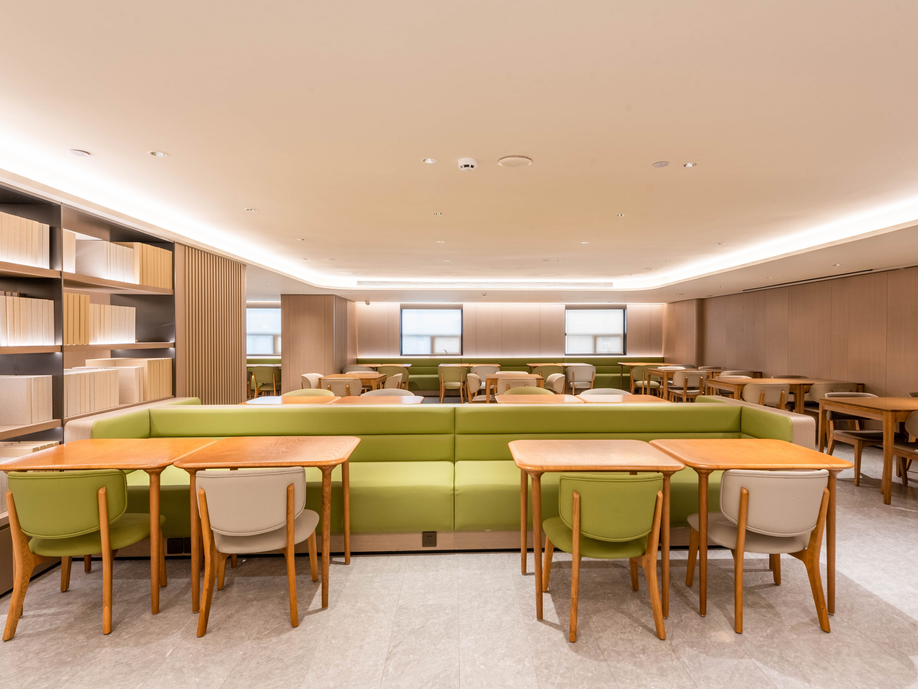 Фото Ji Hotel Guangzhou Tianhe East Railway Station