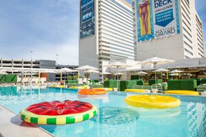 Гостиница Downtown Grand Las Vegas