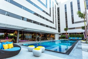 отель Cosi Pattaya Wong Amat Beach