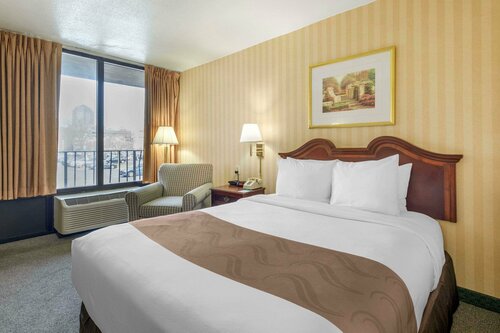 Гостиница Quality Inn Tysons Corner
