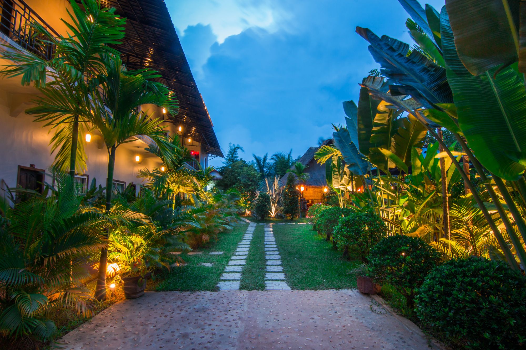 Фото Reveal Angkor Hotel