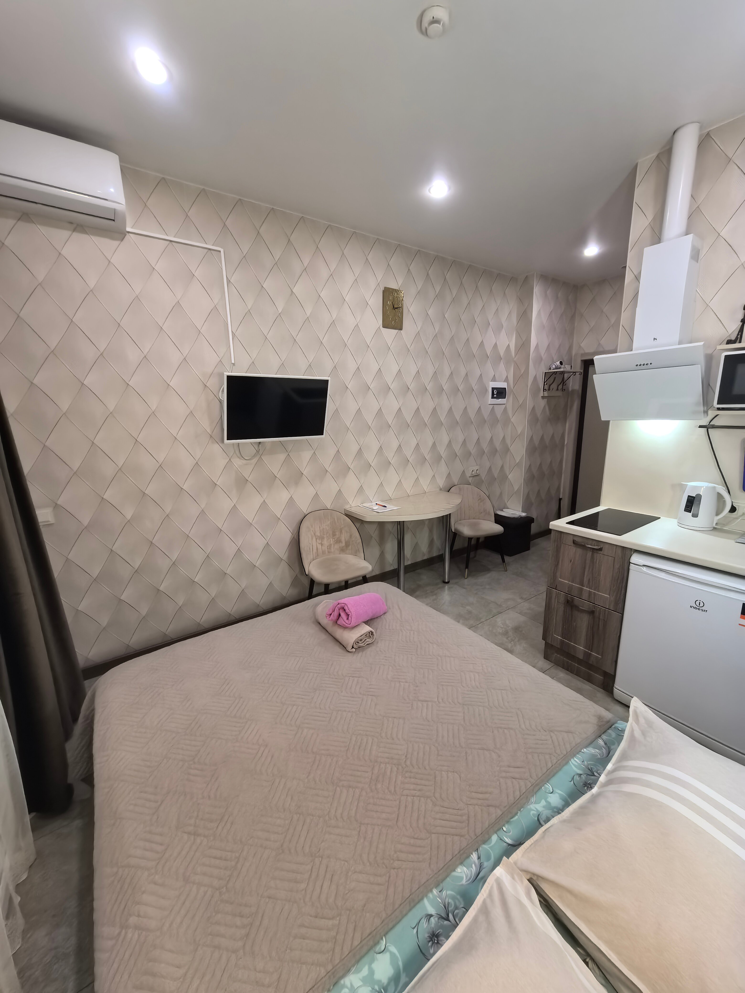 Фото На сутки и более