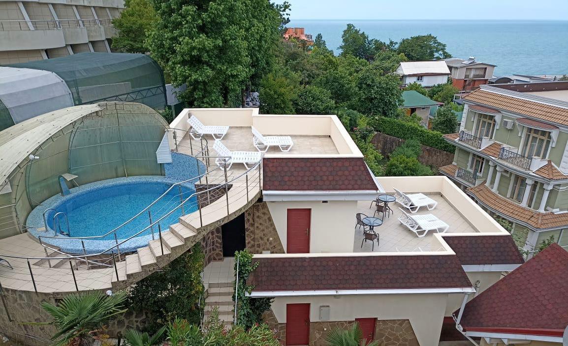 Фото отеля 1