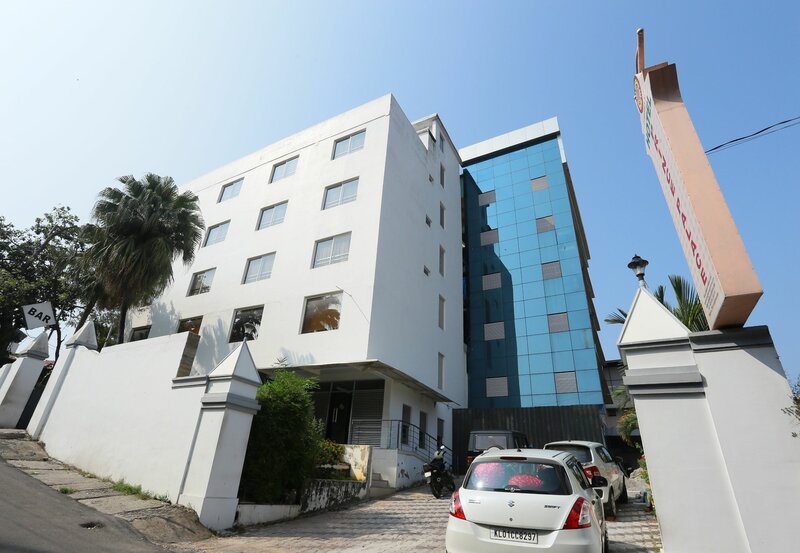 Гостиница Oyo Flagship 16910 Hotel Prince Palace в Тируванантапураме