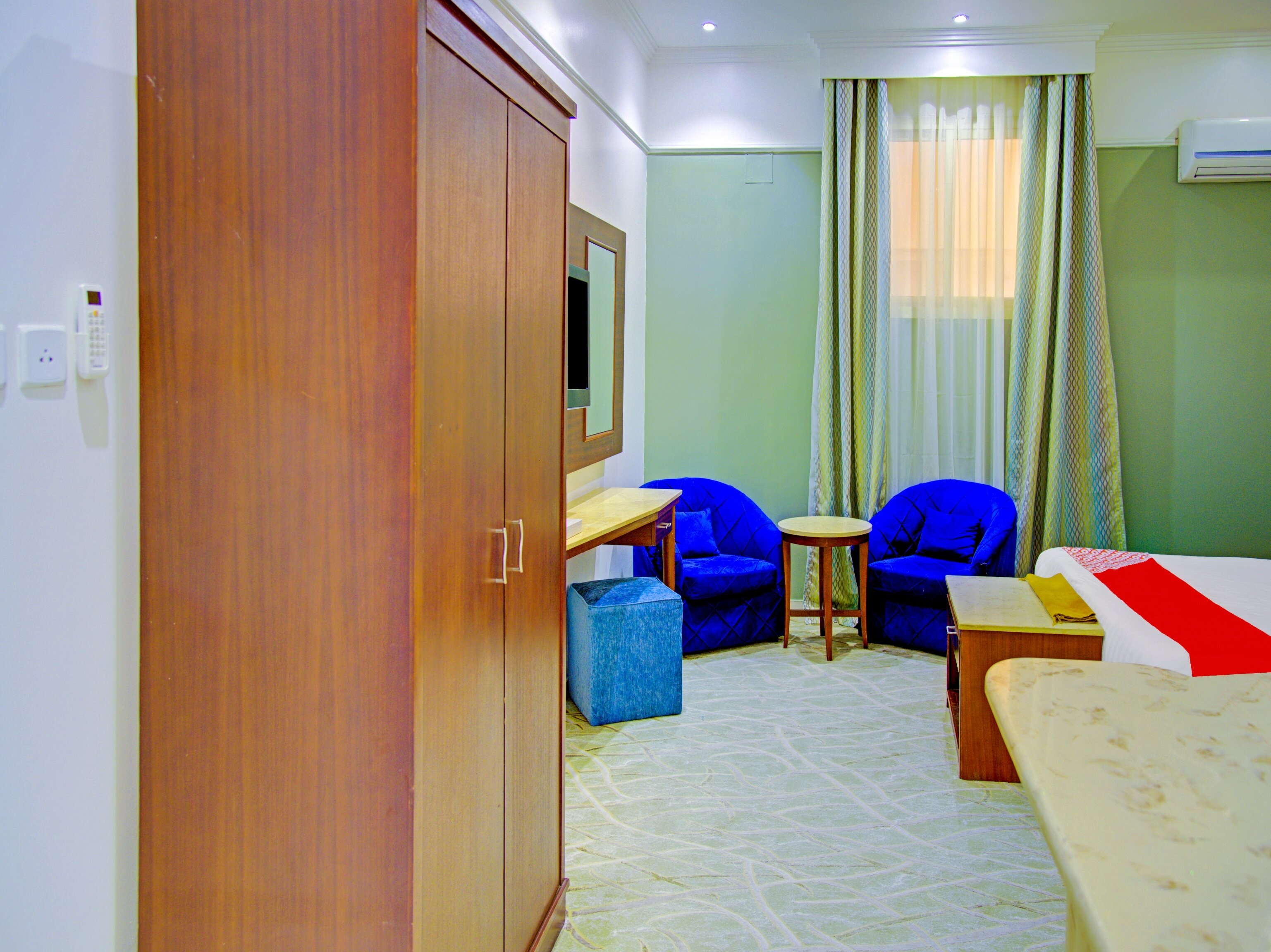 Фото Oyo 401 Al Zaidan For Furnished Units