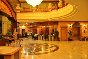 Гостиница Tang Dynasty Hotel