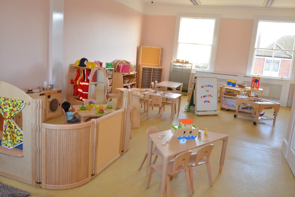 School Bright Horizons Cheshunt Day Nursery and Preschool, Hertfordshire County, photo