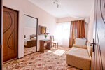 Lazurniy (Golovinka Microdistrict, Meditsinskaya Street, 23), resort