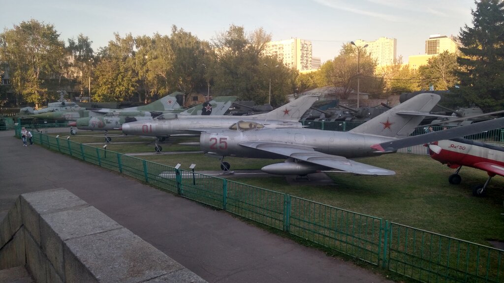 Памятник технике Открытая экспозиция военной техники, Москва, фото