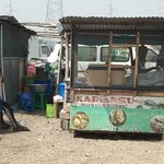 Kariansu (Nii Teiko Abbey Lane, 1), fast food