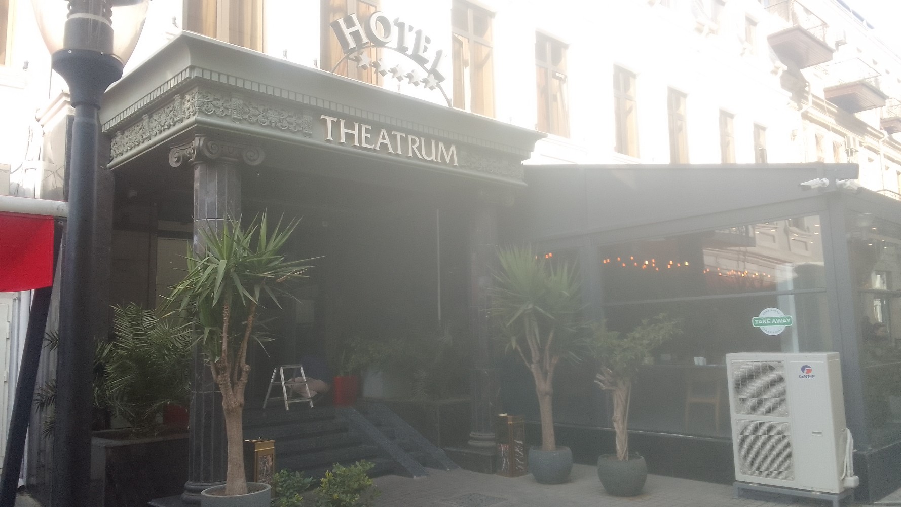 Фото Theatrum Hotel Baku