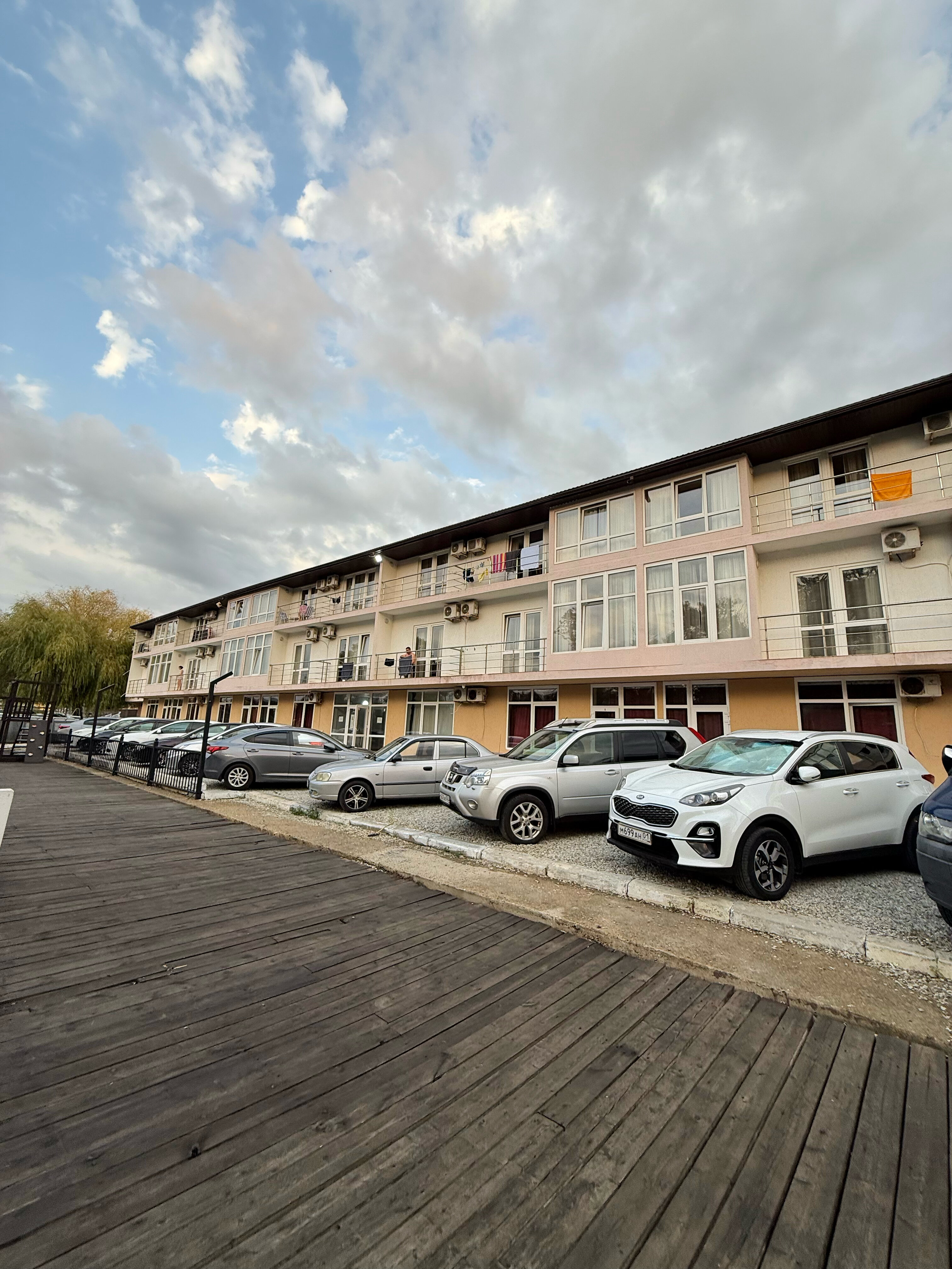 Фото отеля 1