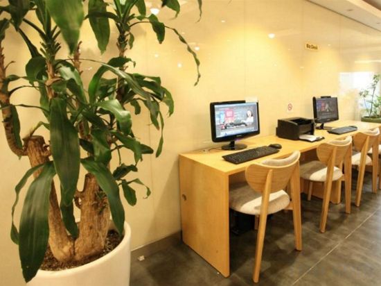 Фото Hotel Skypark Myeongdong II