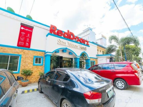 Гостиница RedDoorz near Walking Street Angeles City в Провинции Пампанга