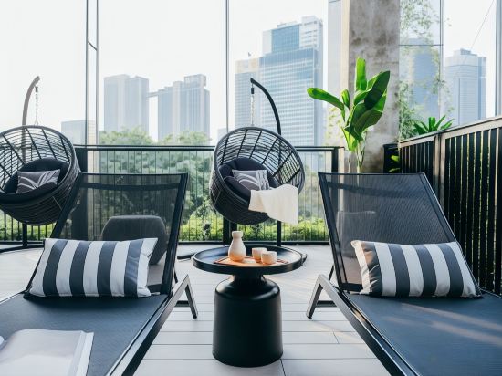 Фото Lloyd's Inn Kuala Lumpur