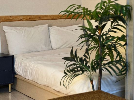 Фото Jnineguesthouse