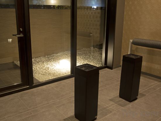 Фото Keihan Kyoto Hachijoguchi