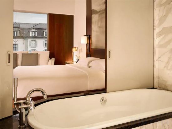 Фото Park Hyatt Zurich