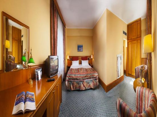 Фото Grand Hotel International