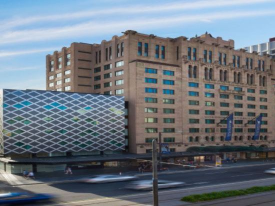 Фото Mayfair Hotel