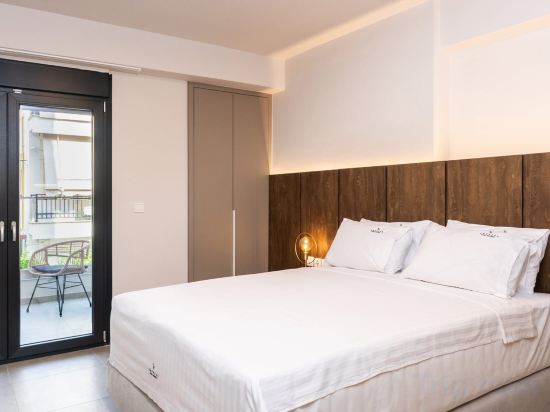 Фото Empress Luxury Residences