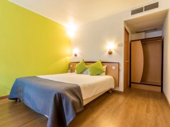 Фото Hotel Campanile Lisbonne Sud - Setubal