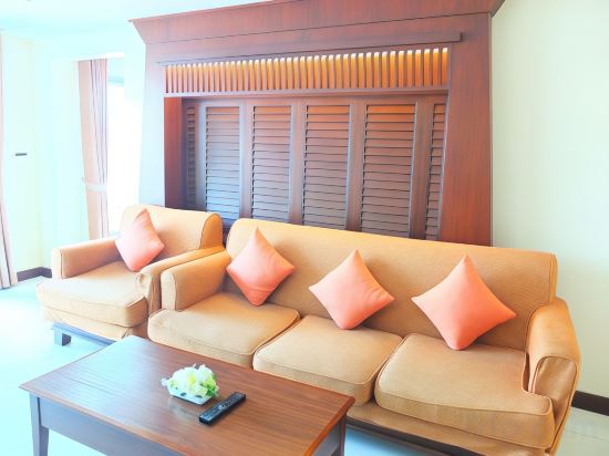 Фото August Suites