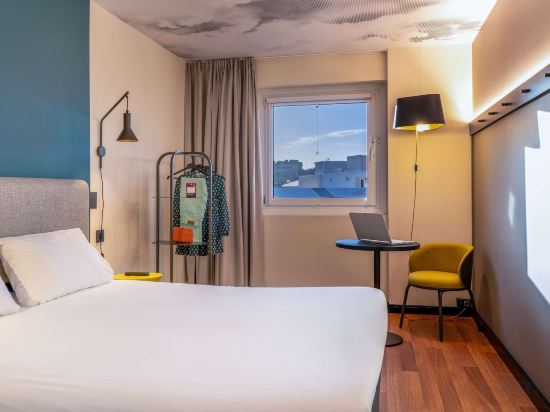 Фото Ibis Malaga Centro Ciudad