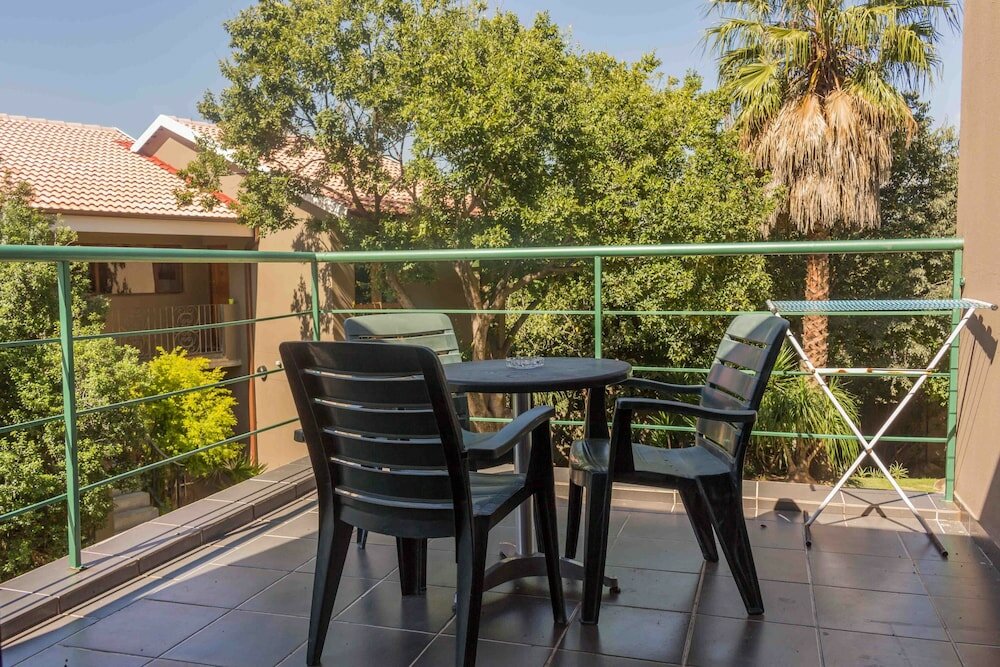 Фото Moonflower Cottages