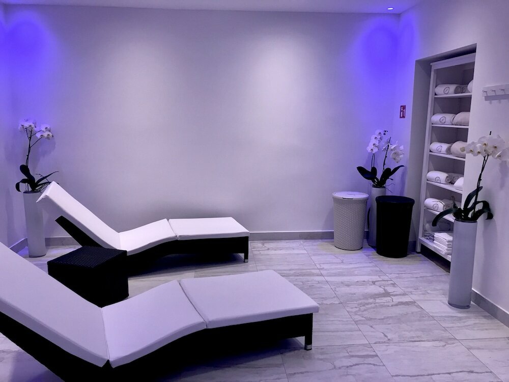 Фото Le Premier Boutique Hotel