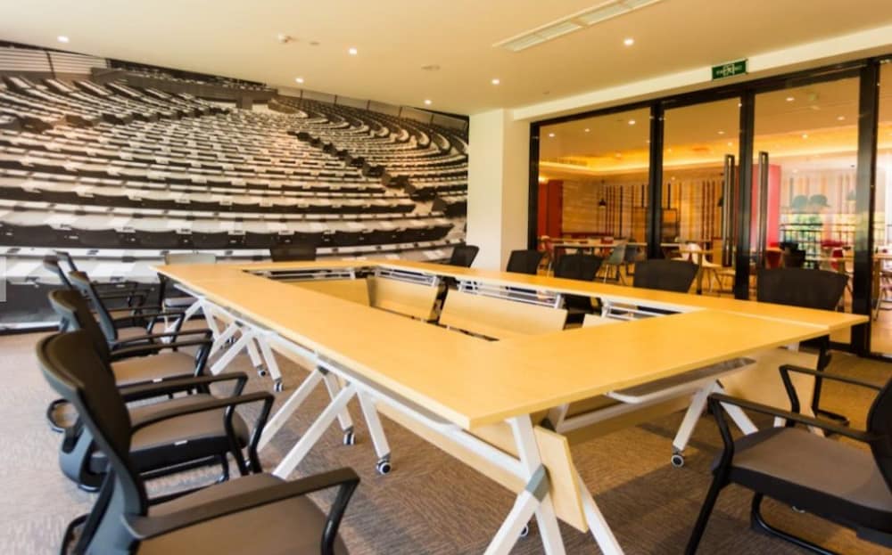 Фото Ibis Wenzhou University Hotel