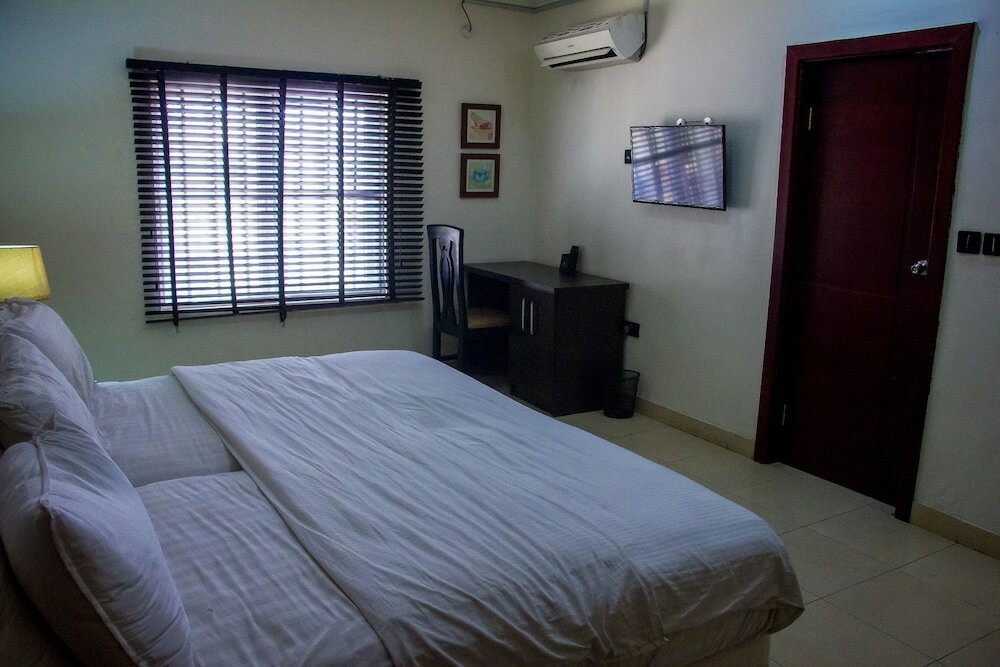 Фото Chelsea Suites Annex