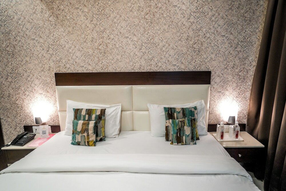 Фото Отель The Golden Apple