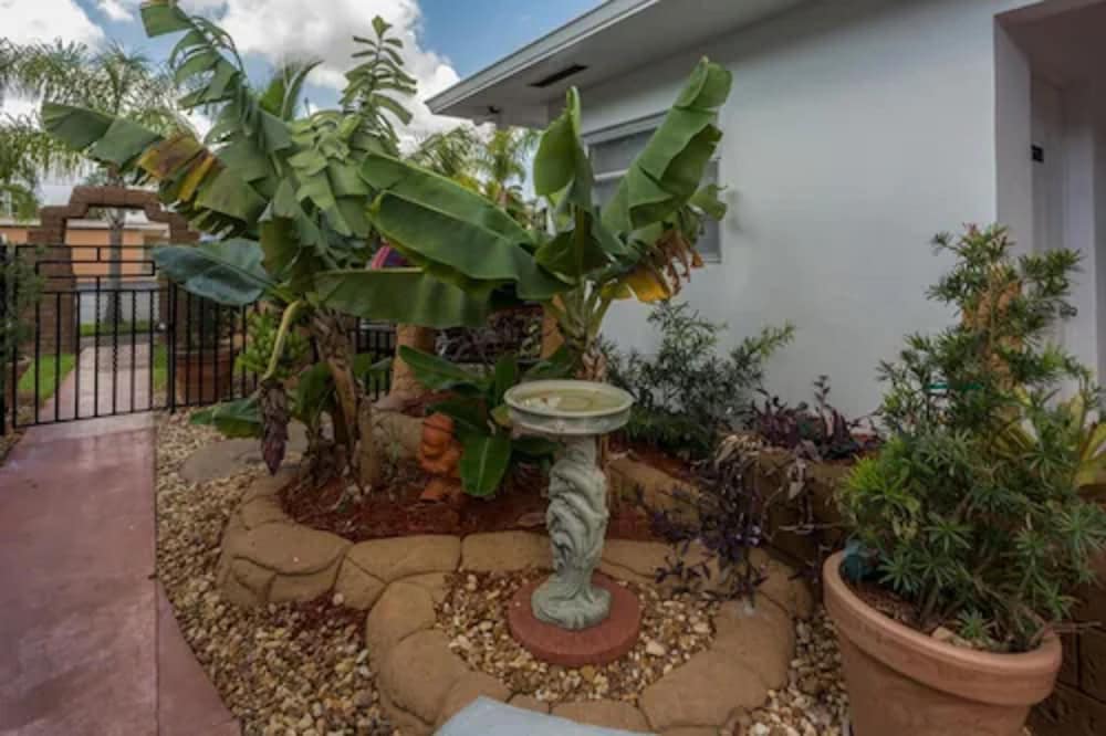 Фото Green Seas Motel