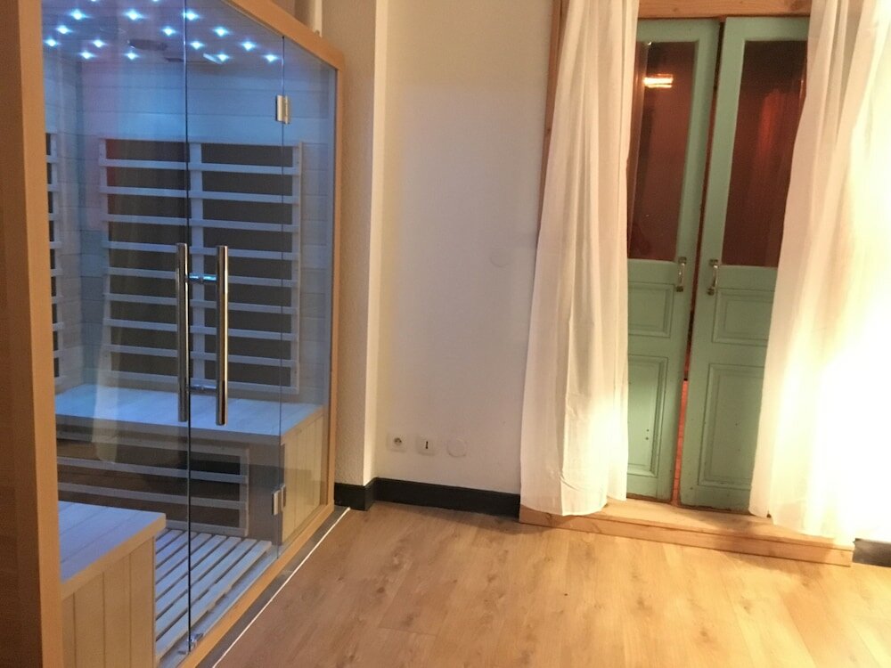 Фото The Old Hotel Ravel