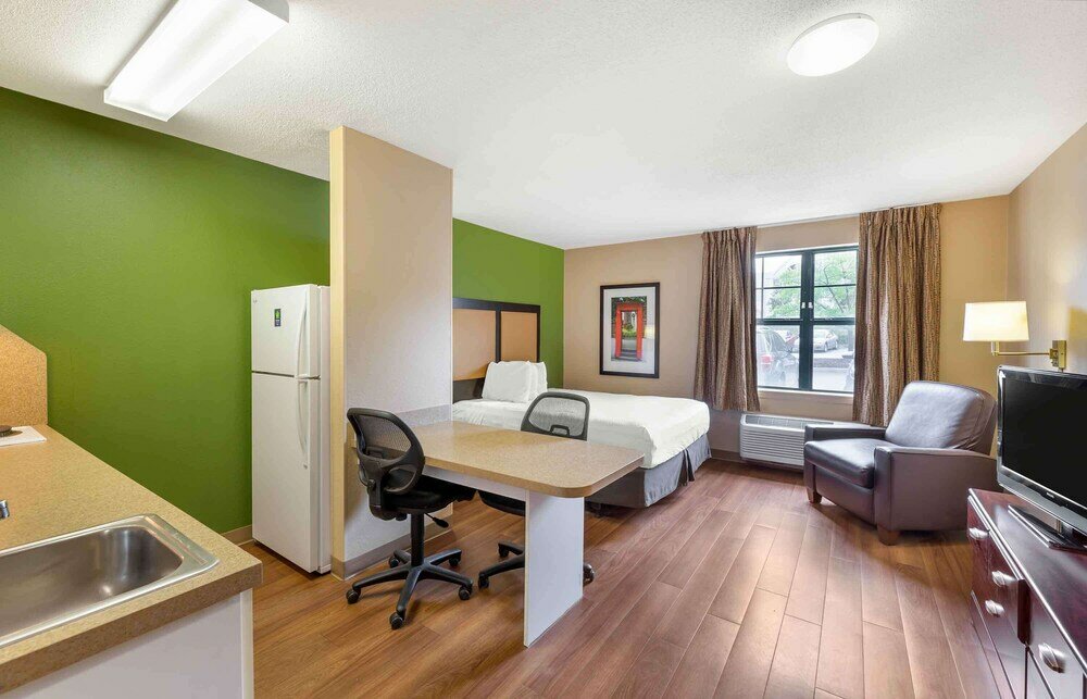 Фото Extended Stay America Suites Long Island Bethpage