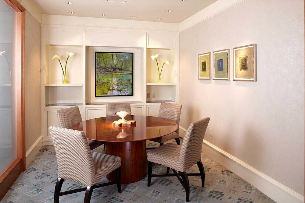 Фото The Umstead Hotel and SPA